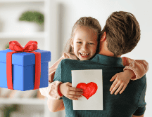 Ya sea con un regalo práctico, una experiencia inolvidable o un detalle sentimental, lo importante es demostrarles cuánto los valoramos y apreciamos. CANVA