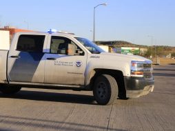 Los agentes especiales de Investigaciones de Seguridad Nacional arrestaron al conductor y al pasajero y se les inició una investigación criminal. NOTIPRESS