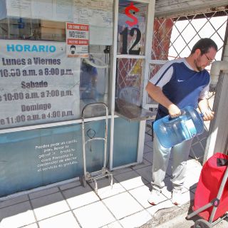 Garrafones de agua suben de precio y limitan su venta en este estado