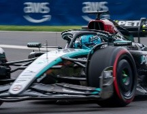 Russell logró igualar el tiempo del actual campeón del mundo, Max Verstappen de Red Bull, con un impresionante 1:12.000. EFE/ S. THEW.