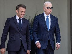 Los presidentes de Francia y Estados Unidos ya comprometieron ayuda militar a su aliado ucraniano. EFE/C. Petit