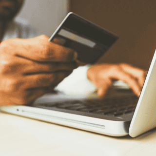 Estas son las 5 tarjetas de crédito con el CAT más bajo en 2024 según la Condusef