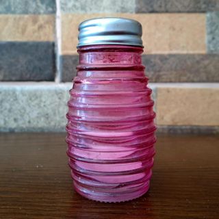 ¿Qué efecto tiene en la salud reducir el consumo de sal?