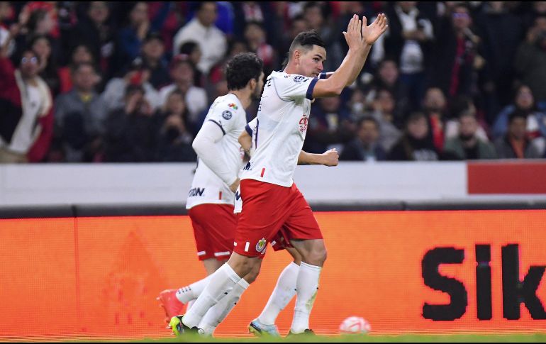 Chivas hizo oficial la salida de este mediocampista, mismo que se formó en las fuerzas básicas del Rebaño. IMAGO7