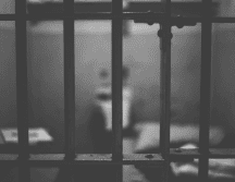 El caso de Keir Johnston ha resonado profundamente, no solo por la violencia del ataque, sino también debido a su anterior notoriedad pública derivada del fenómeno viral del vestido. Pixabay.