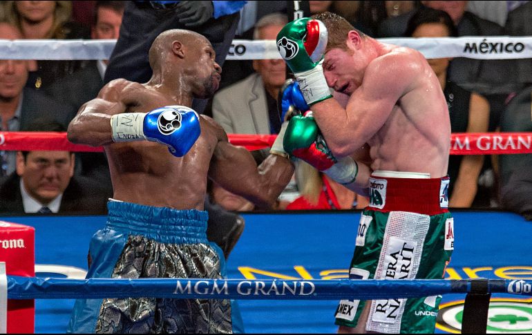Bradley compara las habilidades de Terence Crawford con las de Floyd Mayweather, el primero en vencer a Canelo con un dominio absoluto en el cuadrilátero. IMAGO7.