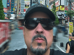 Pepe Aguilar y su esposa Aneliz Álvarez durante sus vacaciones en Japón. INSTAGRAM/@pepeaguilar_oficial