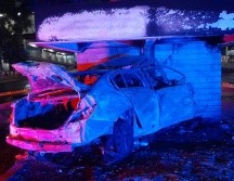 A raíz del impacto y del incendio, el conductor falleció tras haber quedado totalmente calcinado. ESPECIAL