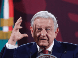 El Presidente de Mexico, Andres Manuel López Obrador, en su rueda de prensa matutina este jueves, en Palacio Nacional en Ciudad de Mexico (Mexico). EFE/Sáshenka Gutierrez