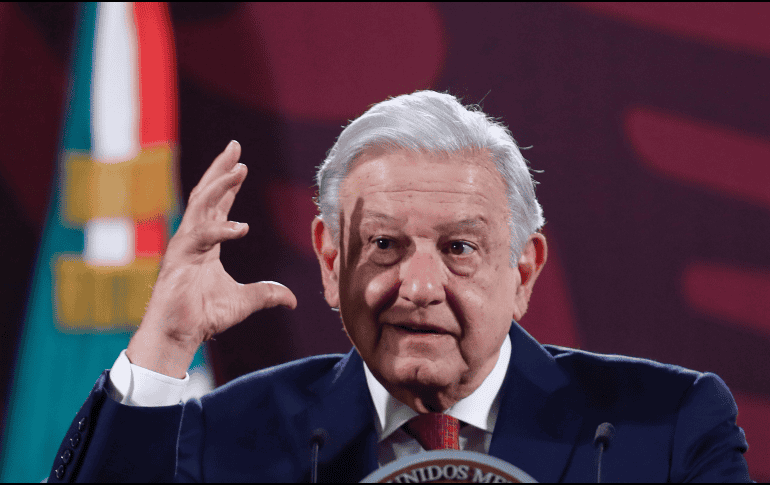 El Presidente de Mexico, Andres Manuel López Obrador, en su rueda de prensa matutina este jueves, en Palacio Nacional en Ciudad de Mexico (Mexico). EFE/Sáshenka Gutierrez
