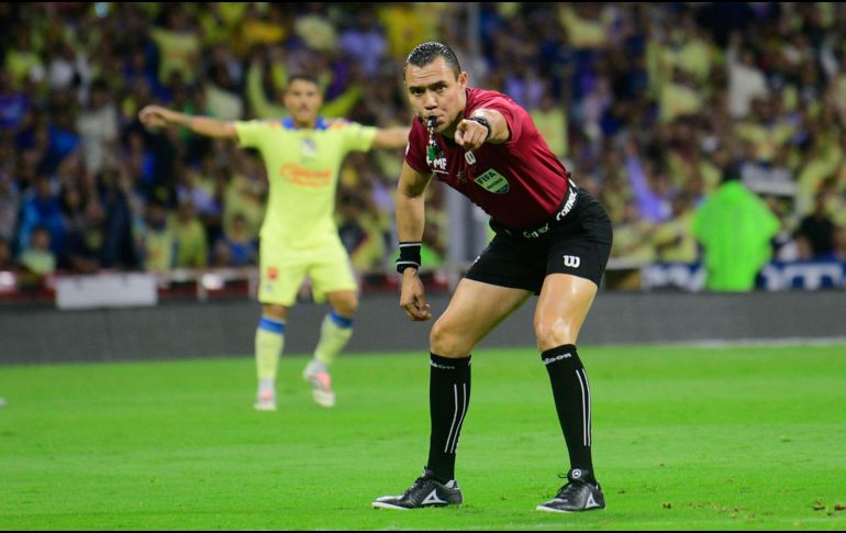 Marco Antonio Ortiz, árbitro central de la Gran Final de la Liga MX entre América y Cruz Azul, marcó en el segundo tiempo un penalti de Rodolfo Rotondi sobre Israel Reyes. IMAGO7.