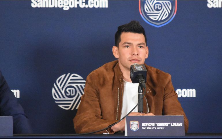 Algunos analistas consideran que la ausencia del Chucky no se debe a su edad, sino a los cuestionamientos sobre tácticas que hizo a Jaime Lozano. EFE/P. Chávez