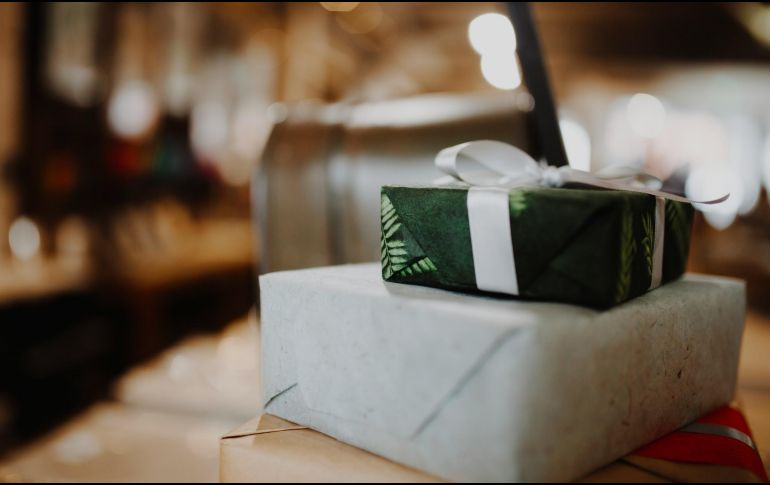 El Día del Padre, que se celebra este domingo, ocupa el tercer lugar en preferencias en México para dar un regalo. ESPECIAL / Foto de Simona Sergi en Unsplash