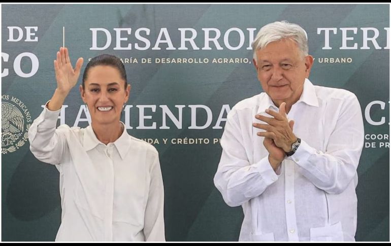 En al primera gira juntos, el Presidente de la República, Andrés Manuel López Obrador, elogió a la presidenta electa, Claudia Sheinbaum Pardo. SUN / G. Pano