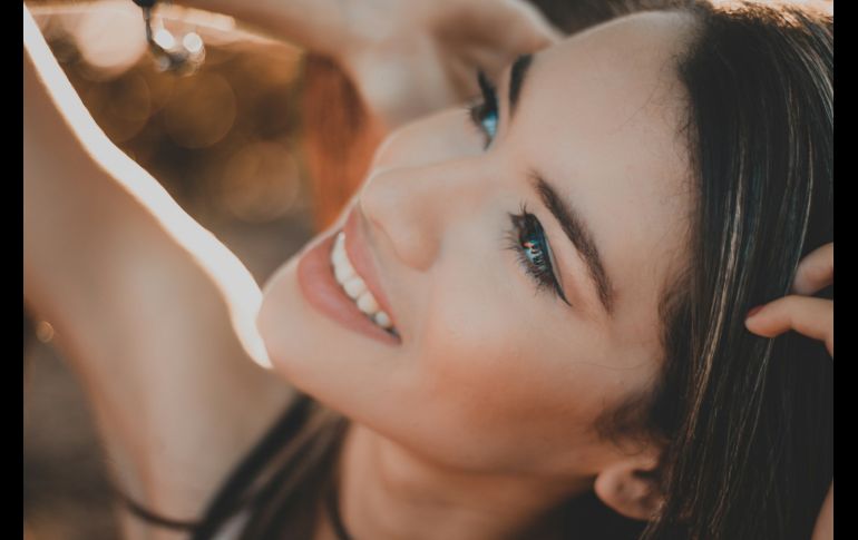 Las propiedades de la miel son eficaces para el cuidado de la piel. Unsplash