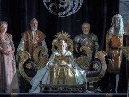 La narrativa magistral de George R. R. Martin continúa desplegándose en la pantalla, explorando temas de poder, lealtad y las consecuencias devastadoras de las decisiones impulsivas en un reino tan implacable como Westeros. THE HOYSE OF DRAGON/MAX