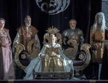 La narrativa magistral de George R. R. Martin continúa desplegándose en la pantalla, explorando temas de poder, lealtad y las consecuencias devastadoras de las decisiones impulsivas en un reino tan implacable como Westeros. THE HOYSE OF DRAGON/MAX