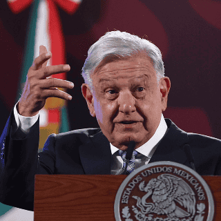 López Obrador arremete contra FMI