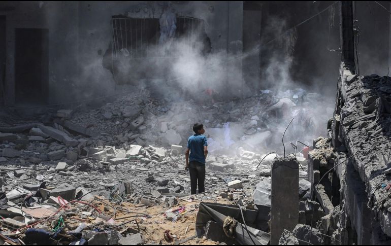 La guerra ha generado unos 39 millones de toneladas de escombros. EFE / M. SABER