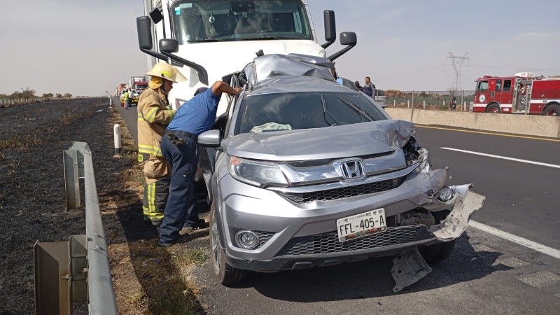 La circulación fue cerrada debido al choque múltiple. CORTESÍA