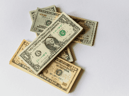 El dólar cambió su tendencia previa, donde había mostrado un descenso del 0.35 por ciento. Unsplash