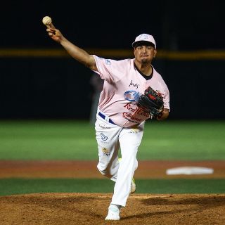 Charros cae apaleado por Saraperos