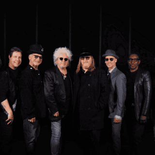 Ellos son Toto, la banda que filtró el cartel del Corona Capital 2024