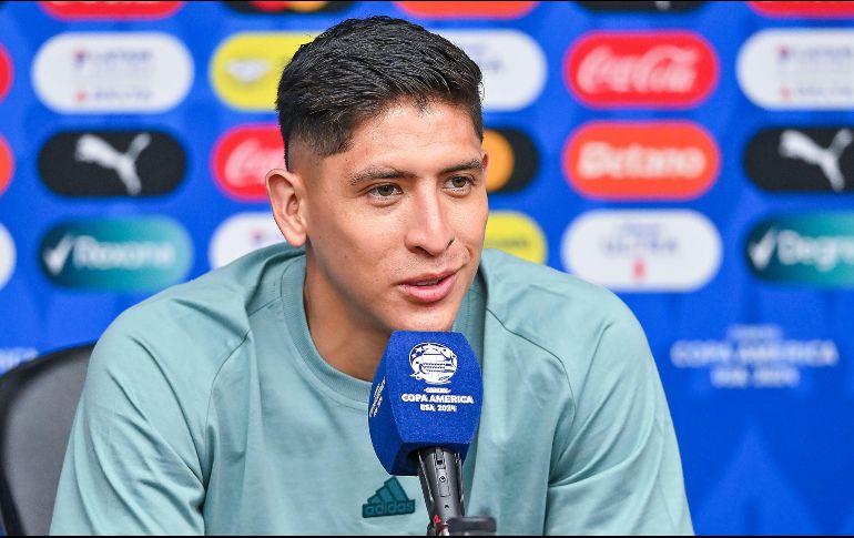 Edson Álvarez no comentó sobre los rumores de su paso al Manchester United y mencionó estar concentrado en a Copa América. IMAGO7/E. Espinosa