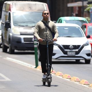 Atrapan a patines eléctricos a exceso de velocidad en la ZMG