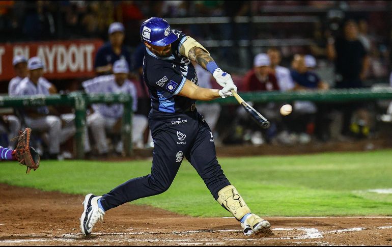 La ofensiva de los Charros despertó con un  cuadrangular de Jacob Nottingham en la tercera entrada. CORTESÍA/Charros de Jalisco