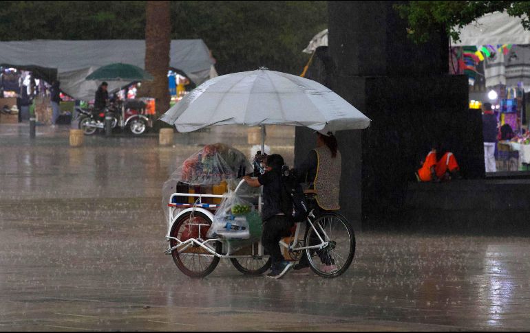 En la entidad, las lluvias serán de fuerte intensidad durante este domingo y se mantendrá el cielo nublado junto a temperaturas frescas todo el día. SUN / ARCHIVO
