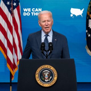 Biden hace ajustes en migración para convencer a los electores