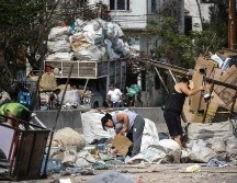 La primera medición oficial del mercado laboral bajo el gobierno de Milei, evidencia el impacto de su plan de recorte del gasto. EFE / ARCHIVO
