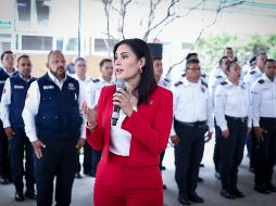 La alcaldesa explicó que serán 80 horas de capacitación intensiva para que los elementos cada vez puedan superarse y hacer mejor su trabajo. X/@municipio_leon