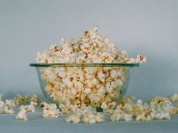 100 gramos de maíz aportan al organismo 8.9 gramos de proteínas, 3.9 gramos de grasas, 2 gramos de fibra dietética y 72.2 gramos de carbohidratos. ESPECIAL/Foto de Georgia Vagim en Unsplash