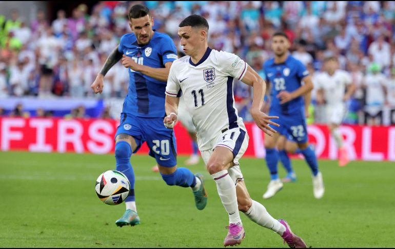 Inglaterra califica a los octavos de final como primer lugar de su sector con 5 puntos. EFE/ O. MATTHYS.