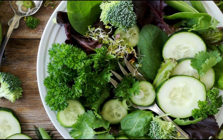Entre las muchas verduras que pueden contribuir a mejorar la salud, destaca una en particular por sus impresionantes beneficios nutricionales. UNSPLASH / N. PRIMEAU
