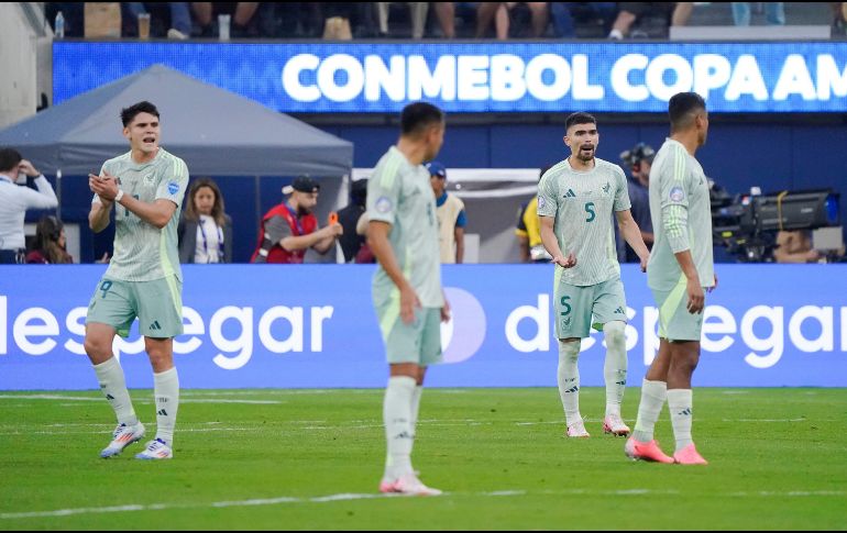 Tras una derrota fuera del presupuesto contra Venezuela, el combinado que dirige Jaime Lozano se encuentra con un pie en la eliminación. IMAGO7