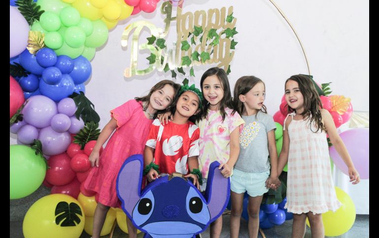 Emilia Peña, Valentina Cuevas Barragán, Andrea Michel, Loreta Gómez y Julia Hernández. GENTE BIEN JALISCO/ Marifer Rached