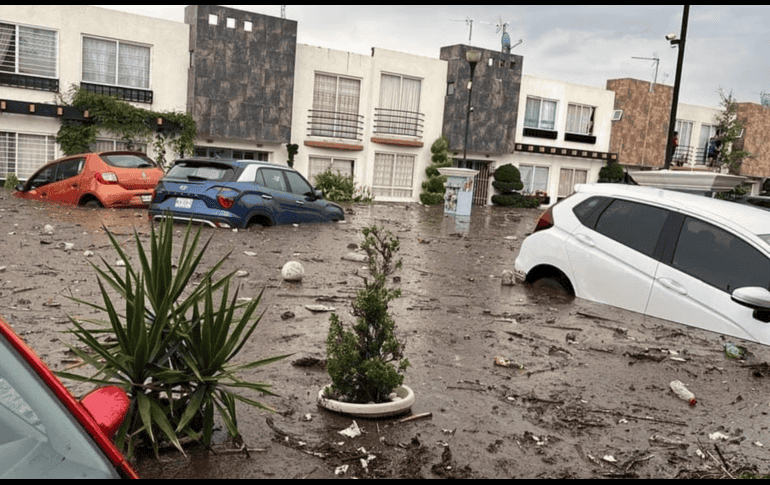 El líquido pluvial continúa en toda esa zona de Chalco. ESPECIAL