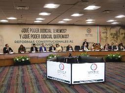 Legisladores y ministros durante el 