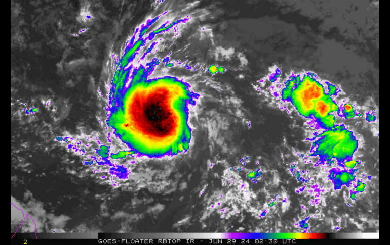 Existe la posibilidad de que se convierta en el primer huracán del año antes de llegar al mar Caribe. ESPECIAL/The Weather Alert P.R.