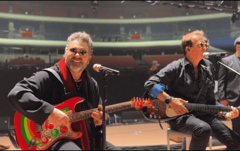 El cantante mexicano siempre se ha caracterizado por un excelente gusto para vestir. INSTAGRAM/ oficialmijares