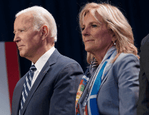 Jill Biden ha compartido casi medio siglo de vida con el presidente y es su confidente, su ancla, y quien más le ha animado en los últimos días a continuar con su campaña por la reelección. AFP / ARCHIVO