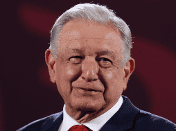 López Obrador declara sentirse contento de que su movimiento continúe en el próximo mandato de la Virtual Presidenta Electa Claudia Sheinbaum. EFE/ S. GUTIÉRREZ