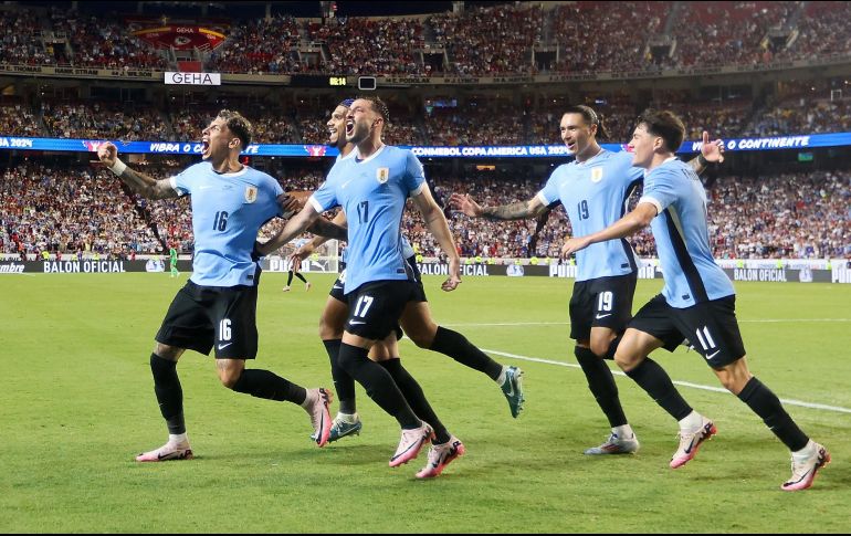 Uruguay espera rival en el grupo D entre Brasil y Colombia. EFE/ W. PURNELL.