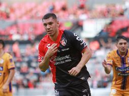 El lanzamiento de la nueva indumentaria se produce en un momento crucial para el equipo, ya que se preparan para su debut en el Apertura 2024. IMAGO7