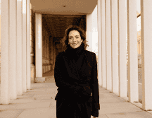 La directora de orquesta mexicana, Alondra de la Parra, lanzó el pasado 28 de junio su reciente álbum 