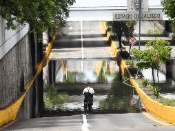 La fuerte tormenta de anoche causó estragos en toda el Área Metropolitana de Guadalajara. EL INFORMADOR / H. Figueroa