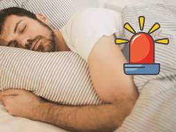 Es importante estar informado sobre las posibles causas de muerte mientras se duerme y tomar medidas preventivas para proteger la salud cardiovascular y respiratoria. CANVA